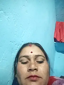 Snapshot of Chinki_pande chatting on 11/29/25, 10:46 Chinki pande online show from 11/29/25, 10:46