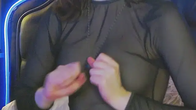 Snapshot of Ruby_de_Cherry chatting on 07/12/26, 12:29 Ruby de Cherry online show from 07/12/26, 12:29