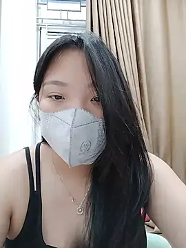 Snapshot of linh-xinh18 chatting on 07/01/26, 11:45 linh-xinh18 online show from 07/01/26, 11:45