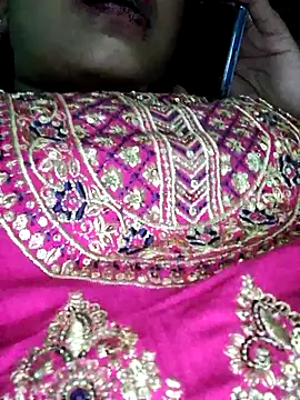 Snapshot of Sexy-rimi-doll chatting on 11/05/25, 11:32 Sexy-rimi-doll online show from 11/05/25, 11:32