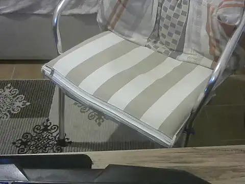 ellsaBunny online show from 11/28/25, 03:47