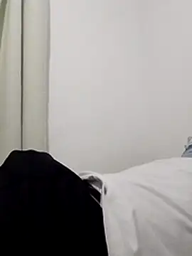 Snapshot of 20cmmg chatting on 11/22/25, 03:16 20cmmg online show from 11/22/25, 03:16