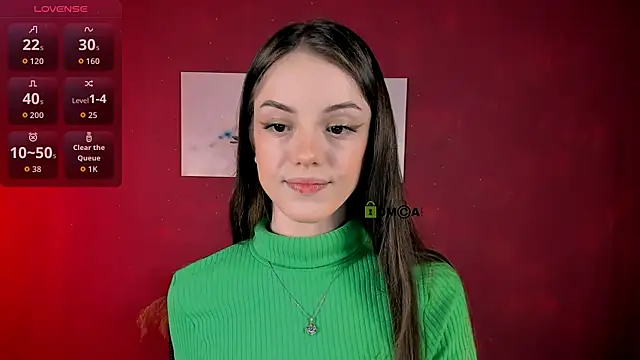 mia starrr  online show from 12/15/25, 08:46