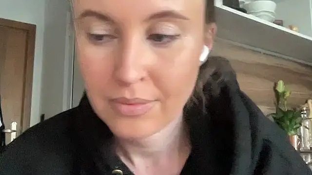 Ameli8 online show from 03/13/26, 03:40