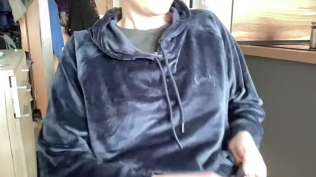 Ameli8 online show from 03/28/26, 01:33