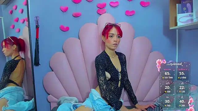 luci miller online show from 11/30/25, 01:53