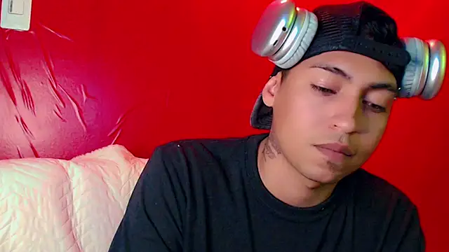 LPYsami773 online show from 11/08/25, 01:22