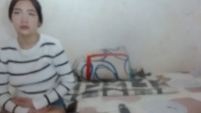 the breasts of desir  online show from 11/09/25, 01:42