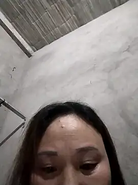 Snapshot of MINSSA502 chatting on 11/06/25, 03:13 MINSSA502 online show from 11/06/25, 03:13