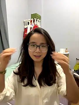 Hmm 0303 online show from 11/10/25, 02:16