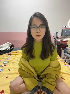 Hmm 0303 online show from 11/21/25, 03:00