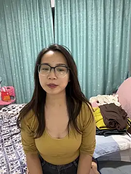 Hmm 0303 online show from 12/19/25, 02:35