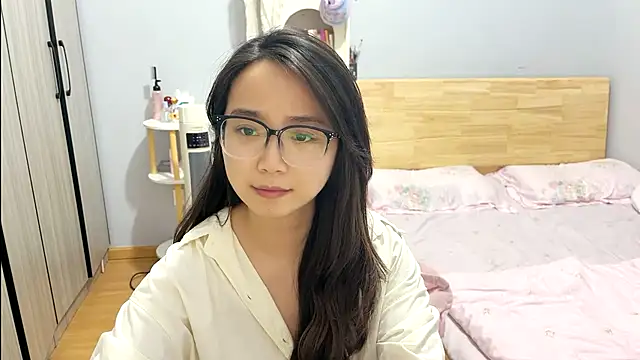 Hmm 0303 online show from 03/02/26, 07:21