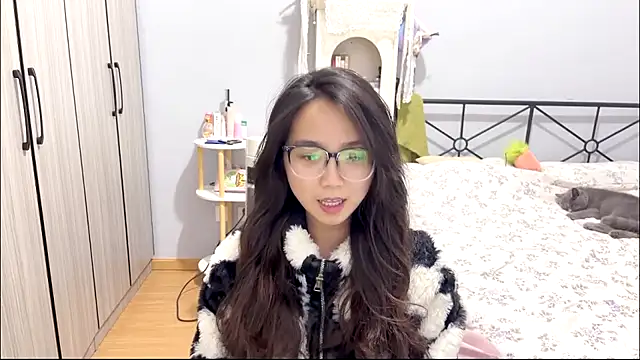 Hmm 0303 online show from 03/15/26, 02:12