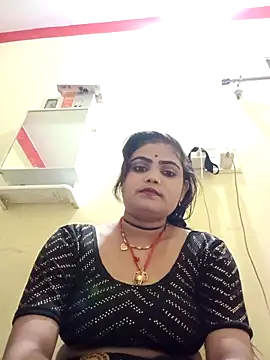 Snapshot of Riya_lovely0143 chatting on 11/24/25, 04:45 Riya lovely0143 online show from 11/24/25, 04:45