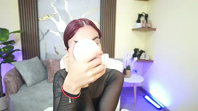 TessaaFox online show from 01/13/26, 11:48