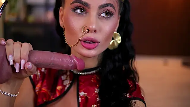 RavennaDArcy online show from 04/10/26, 06:56