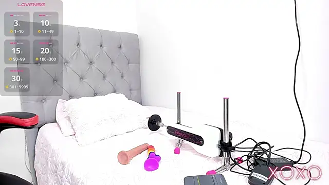 Nyra lux16 online show from 12/14/25, 12:16