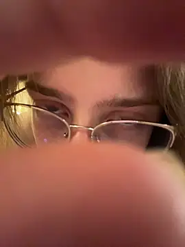 EveLunny online show from 03/25/26, 05:02