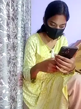 Student12th online show from 01/14/26, 04:34