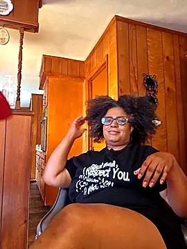 Snapshot of Oya_Rae73 chatting on 11/05/25, 07:03 Oya Rae73 online show from 11/05/25, 07:03