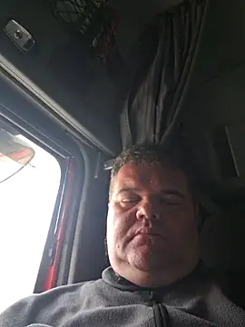 Grase44 online show from 11/19/25, 02:39