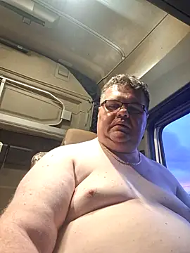 Grase44 online show from 12/01/25, 04:45