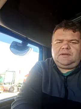 Snapshot of Grase44 chatting on 02/12/26, 09:37 Grase44 online show from 02/12/26, 09:37