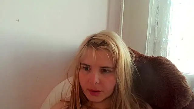 HornyElena online show from 03/04/26, 04:13