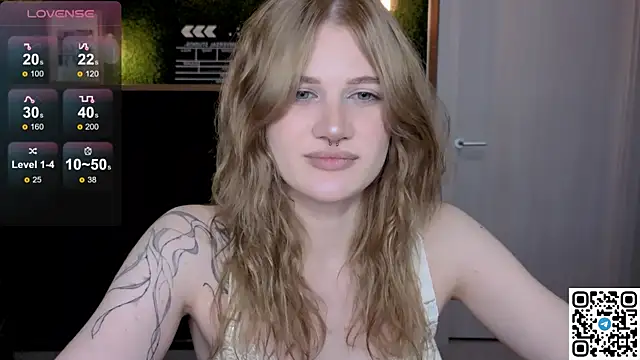 Snapshot of eshleeygreen chatting on 05/11/26, 10:07 eshleeygreen online show from 05/11/26, 10:07