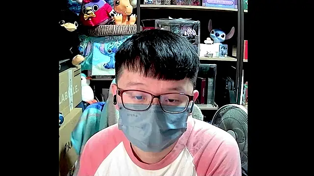 Snapshot of kk05483 chatting on 05/06/26, 04:34 kk05483 online show from 05/06/26, 04:34