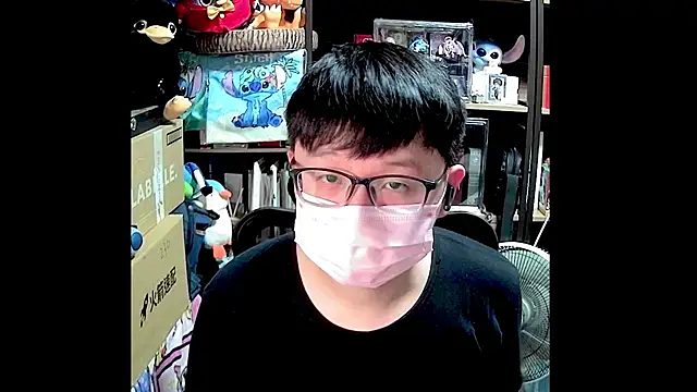 Snapshot of kk05483 chatting on 06/21/26, 05:48 kk05483 online show from 06/21/26, 05:48