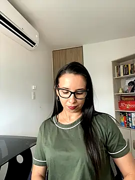 Vicky ro online show from 11/14/25, 09:13