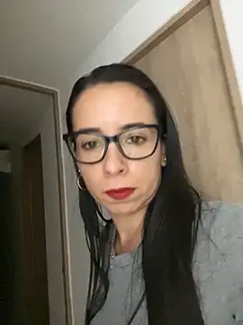 Vicky ro online show from 11/20/25, 01:06