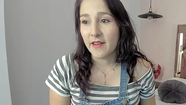 Juliette Leroyy online show from 03/16/26, 07:18