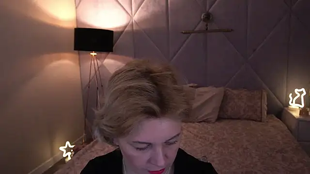 AmaraNights online show from 11/27/25, 02:19