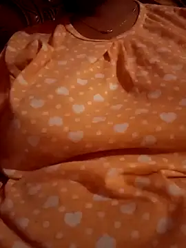 angelboudi0592 online show from 11/16/25, 12:44