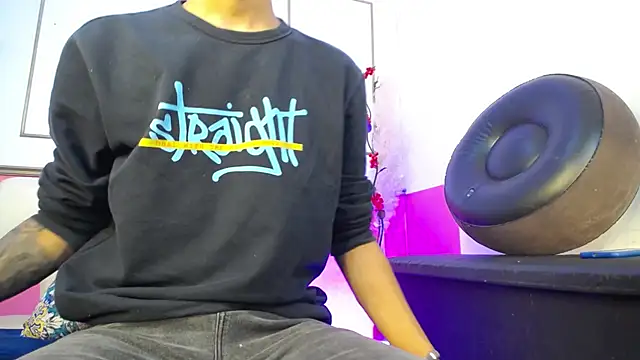 Tessachains 2  online show from 11/24/25, 01:38