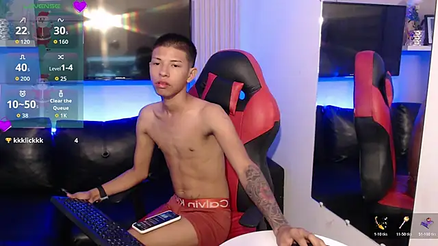 Tessachains 2  online show from 12/15/25, 04:33