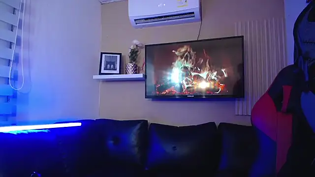 Tessachains 2  online show from 12/23/25, 04:21