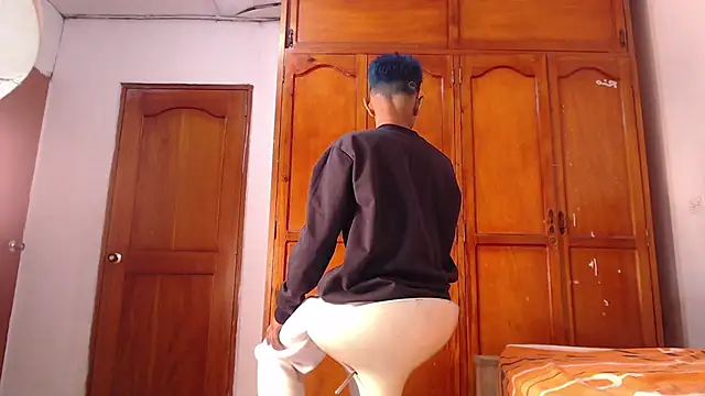 Tessachains 2  online show from 02/13/26, 03:57