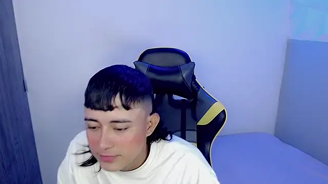 Tatann 18 online show from 11/05/25, 09:48