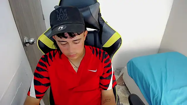 Tatann 18 online show from 11/19/25, 08:20