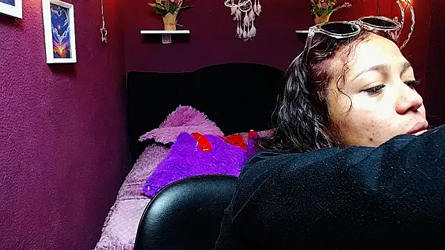 Snapshot of monika_256 chatting on 02/05/26, 01:16 monika 256 online show from 02/05/26, 01:16