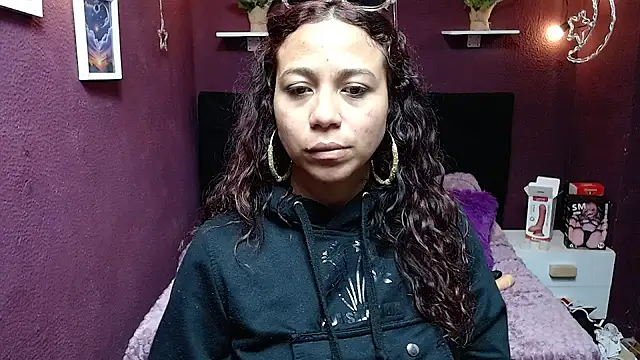 Snapshot of monika_256 chatting on 02/18/26, 01:18 monika 256 online show from 02/18/26, 01:18