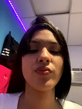 Chiquinquira3 online show from 11/20/25, 05:18