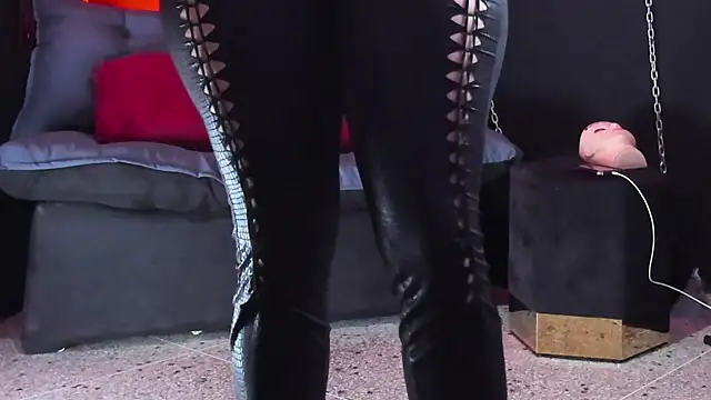 KatrinaStone online show from 04/22/26, 03:53