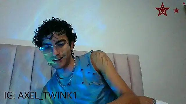 axel love13 online show from 01/10/26, 12:23