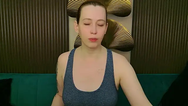 Evie Berret online show from 03/28/26, 08:52