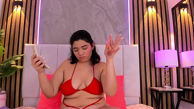 Carlotta de velour online show from 04/07/26, 03:07